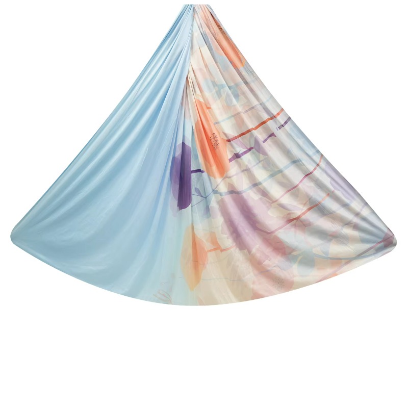 أرجوحة يوغا من الحرير الهوائي  - مراجعة Aerial Silk Hammock وسعره